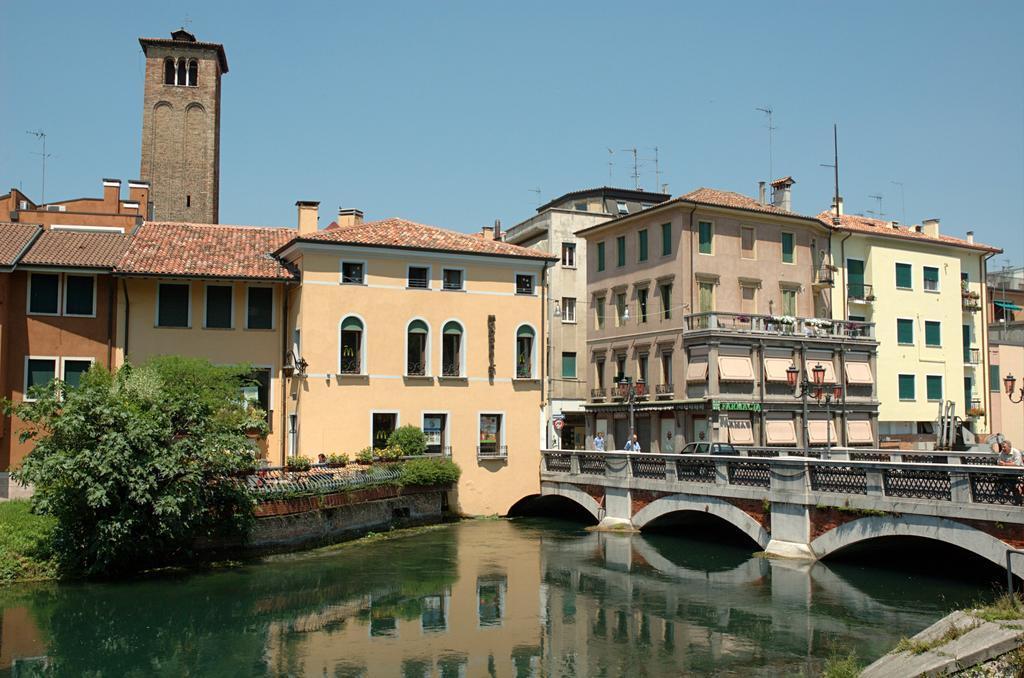 Holiday Treviso Suite Venezia Номер фото
