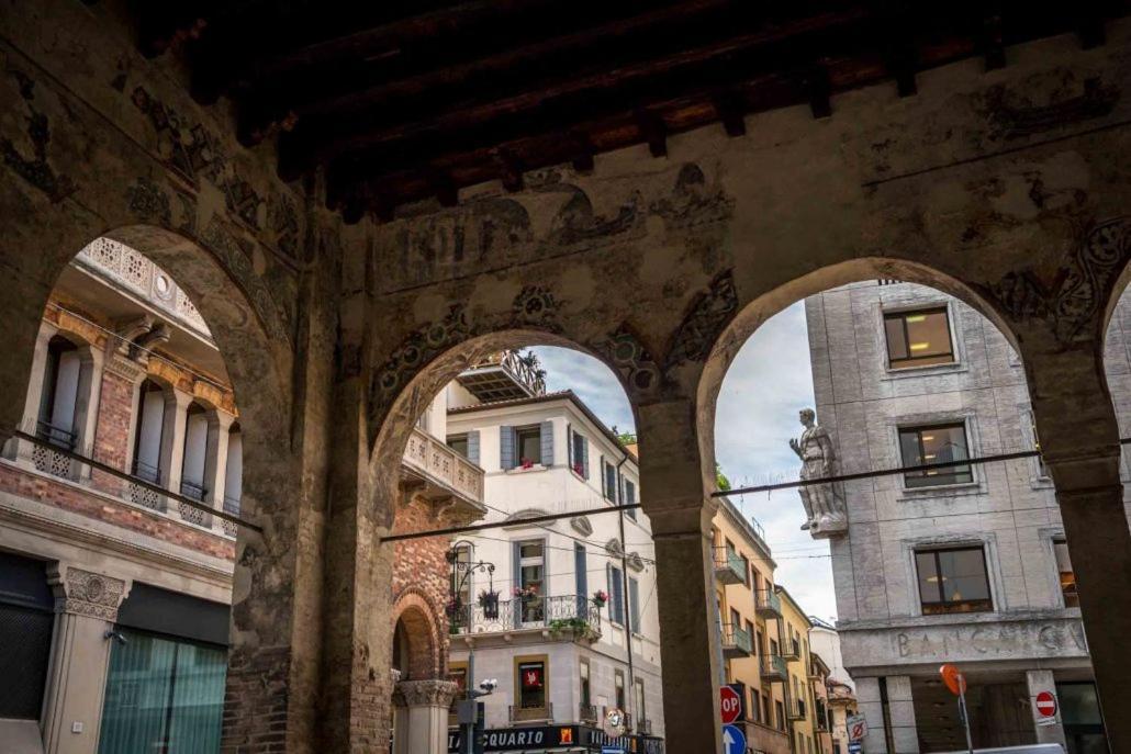 Holiday Treviso Suite Venezia Екстер'єр фото