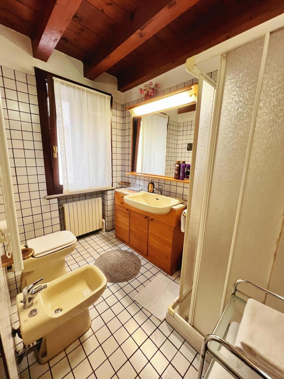 Holiday Treviso Suite Venezia Екстер'єр фото